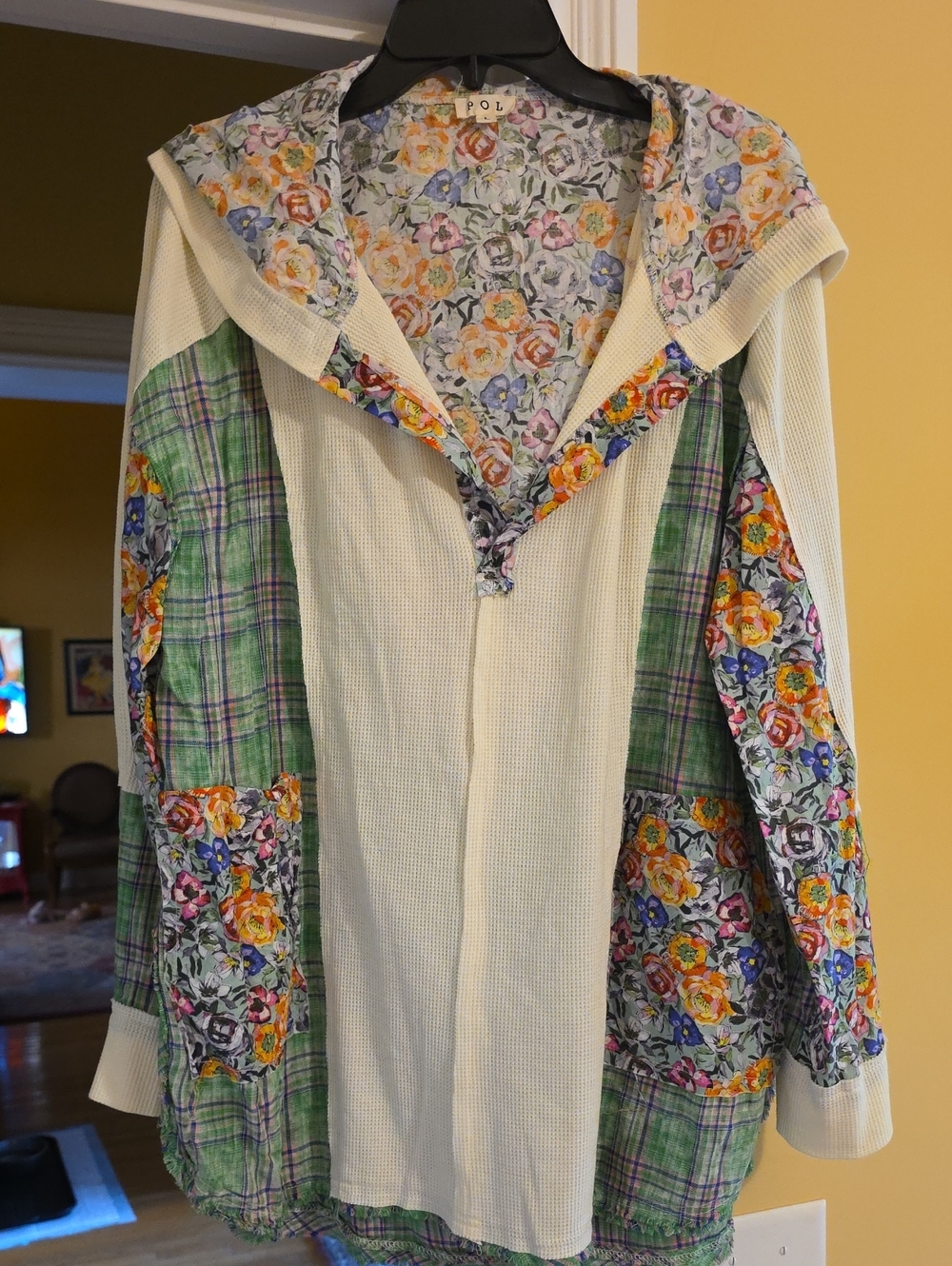 NWOT POL Cream Hooded Patchwork Tunic with Green Plaid & Floral Panels
